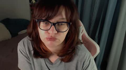 Snapshot of millapoolys chatting on April 1, 4:15 pm Milla online show from April 1, 4:15 pm