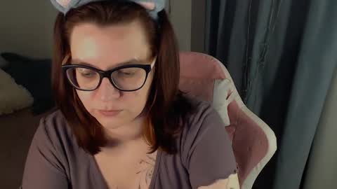 Snapshot of millapoolys chatting on April 3, 1:42 pm Milla online show from April 3, 1:42 pm