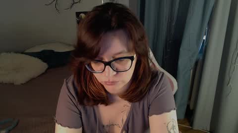 Snapshot of millapoolys chatting on April 5, 12:57 pm Milla online show from April 5, 12:57 pm