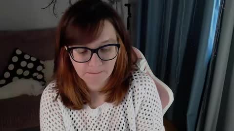 Snapshot of millapoolys chatting on April 19, 1:21 pm Milla online show from April 19, 1:21 pm