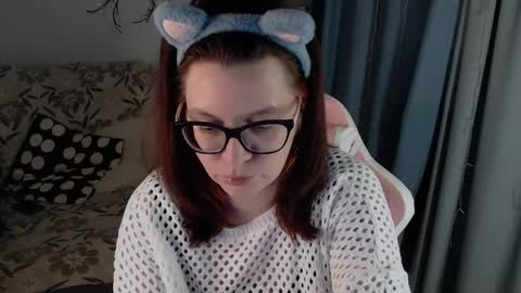 Snapshot of millapoolys chatting on April 22, 6:53 pm Milla online show from April 22, 6:53 pm