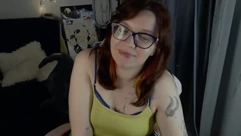 Snapshot of millapoolys chatting on May 16, 5:23 pm Milla online show from May 16, 5:23 pm