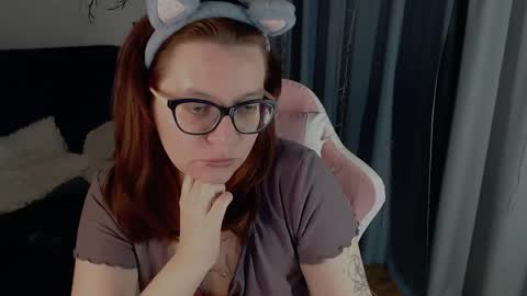 Snapshot of millapoolys chatting on May 17, 3:19 pm Milla online show from May 17, 3:19 pm