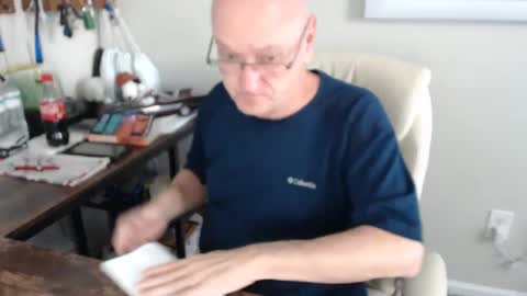 Snapshot of millenium0129 chatting on September 25, 4:43 pm millenium0129 online show from September 25, 4:43 pm