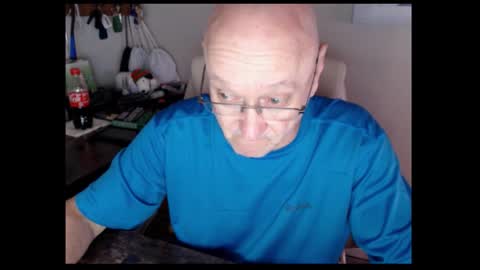 Snapshot of millenium0129 chatting on October 13, 11:16 pm millenium0129 online show from October 13, 11:16 pm