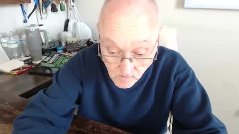 Snapshot of millenium0129 chatting on January 6, 5:16 pm millenium0129 online show from January 6, 5:16 pm