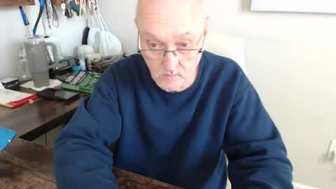 Snapshot of millenium0129 chatting on January 15, 4:55 pm millenium0129 online show from January 15, 4:55 pm