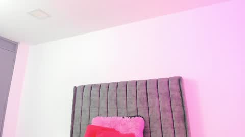 miller_silvana online show from June 15, 11:45 am