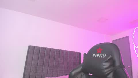miller_silvana online show from July 28, 12:12 pm