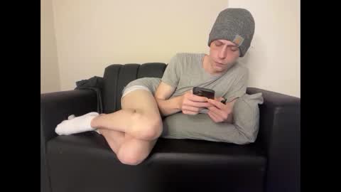 Snapshot of millerjdm chatting on May 14, 11:11 pm SlimnHungOH online show from May 14, 11:11 pm