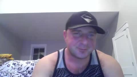 Snapshot of millertimenow34 chatting on February 24, 2:30 am millertime feet bigcock hairy straight muscles online show from February 24, 2:30 am