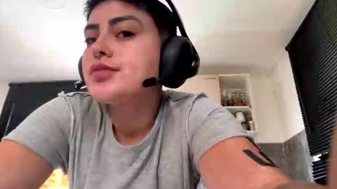 Im girl my name is Johana  online show from October 21, 1:45 pm