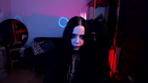 milleycyrus_ online show from March 14, 1:27 pm