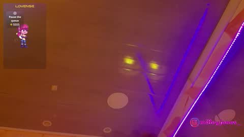 milleyjones_ online show from March 19, 11:58 am