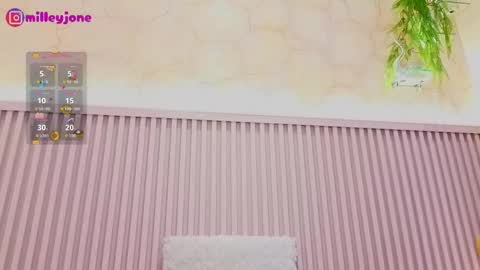 milleyjones_ online show from May 1, 1:48 pm