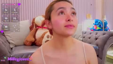 milleyjones_ online show from August 3, 8:12 pm