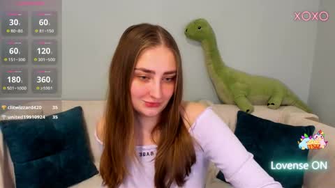 millibrooksss online show from April 22, 2:03 am