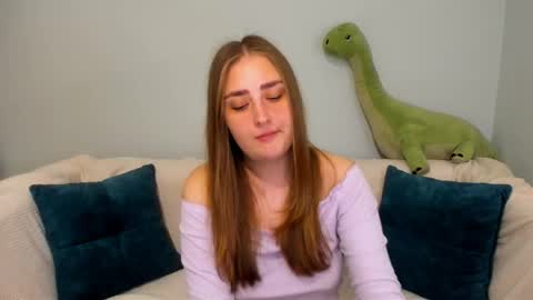 millibrooksss online show from May 28, 1:58 am