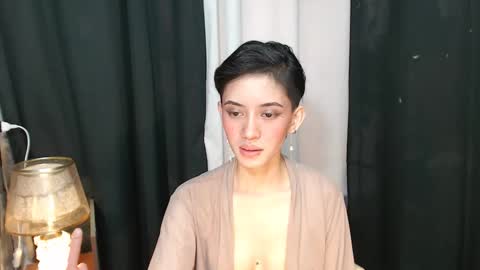 Im Milliedont forget to follow me online show from January 17, 8:45 pm