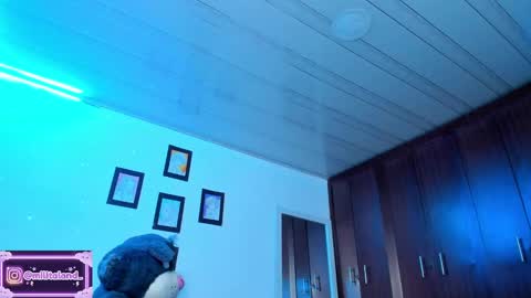 Snapshot of millie_lamar chatting on October 7, 2:31 am online show from October 7, 2:31 am