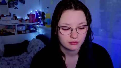 Millie online show from November 8, 2:45 am