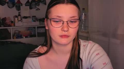 Millie online show from November 20, 11:21 am