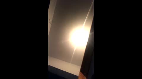 millssiikk online show from December 15, 5:34 am