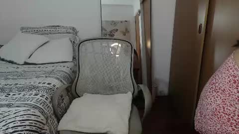 milly__taylorrr07 online show from July 14, 3:22 am