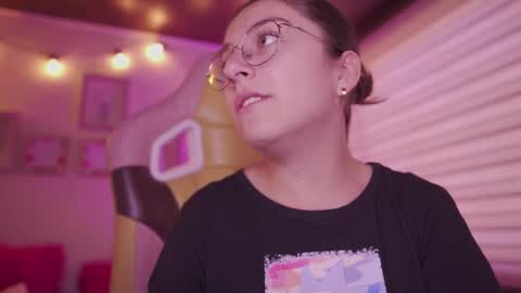 MILLY online show from February 9, 5:50 pm