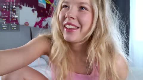 Snapshot of milly_shy chatting on June 2, 7:21 am Milly online show from June 2, 7:21 am