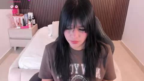 Snapshot of millyevans1 chatting on July 16, 3:56 am millyevans1 online show from July 16, 3:56 am