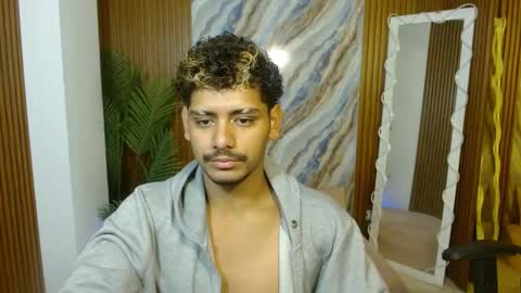 Snapshot of milo_tay chatting on March 27, 11:54 am milo_tay online show from March 27, 11:54 am