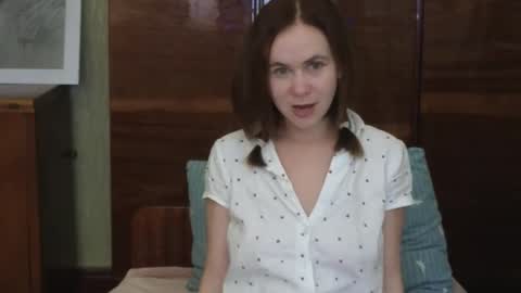 Mila online show from September 9, 3:22 pm