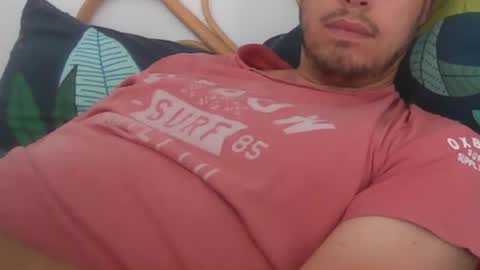 Snapshot of milowww1601 chatting on June 17, 7:33 am milowww1601 online show from June 17, 7:33 am
