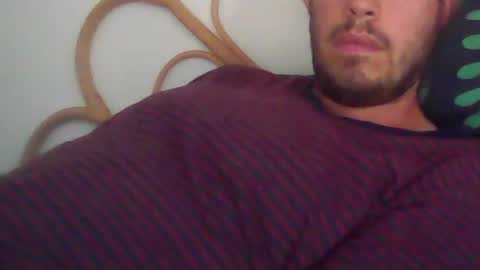 Snapshot of milowww1601 chatting on July 6, 4:20 am milowww1601 online show from July 6, 4:20 am