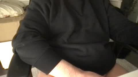 Snapshot of mils_8d chatting on January 17, 5:12 am Daddy online show from January 17, 5:12 am