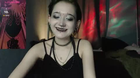 Snapshot of milten_trish chatting on March 9, 1:20 am milten_trish online show from March 9, 1:20 am