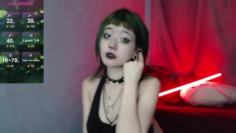 Snapshot of milten_trish chatting on April 15, 2:07 am milten_trish online show from April 15, 2:07 am