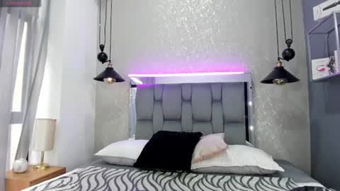  Milu Belucci  online show from June 19, 2:21 pm