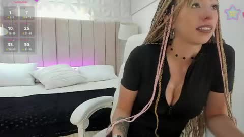  Milu Belucci  online show from July 17, 1:18 pm