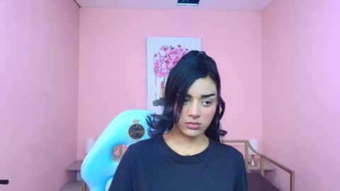 Snapshot of milu_carbajal_x chatting on November 22, 8:08 pm milu_carbajal_x online show from November 22, 8:08 pm