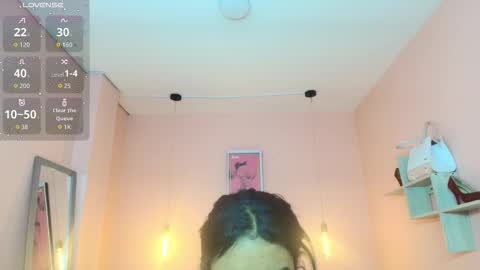 Snapshot of milu_carbajal_x chatting on December 17, 8:04 pm milu_carbajal_x online show from December 17, 8:04 pm