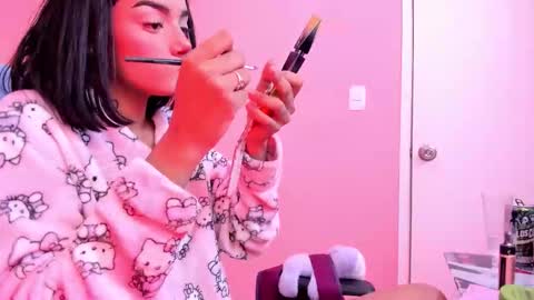 milu_carbajal_x online show from February 21, 5:41 am