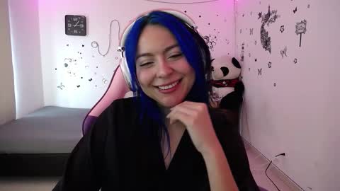 Snapshot of milusolers chatting on November 28, 4:09 pm Milusolers online show from November 28, 4:09 pm