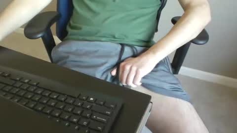 Snapshot of milwaukeebadger24 chatting on February 15, 5:20 pm milwaukeebadger24 online show from February 15, 5:20 pm