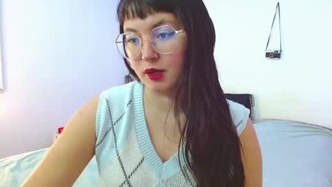 mily_baker online show from December 9, 7:18 pm