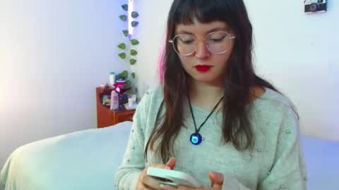 mily_baker online show from February 18, 9:31 pm