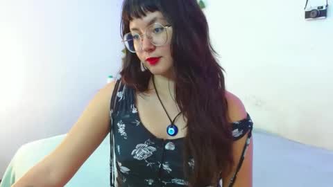mily_baker online show from February 22, 7:58 pm