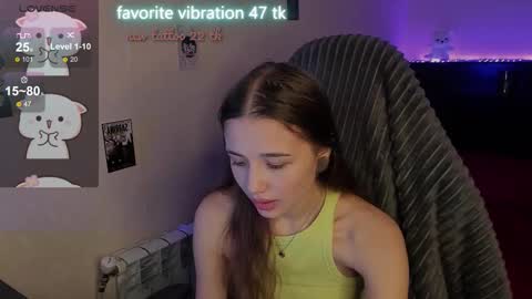 Emily online show from November 17, 6:03 pm