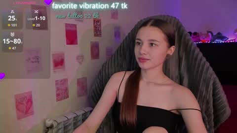 Snapshot of milyamess chatting on March 16, 7:07 pm Emily online show from March 16, 7:07 pm